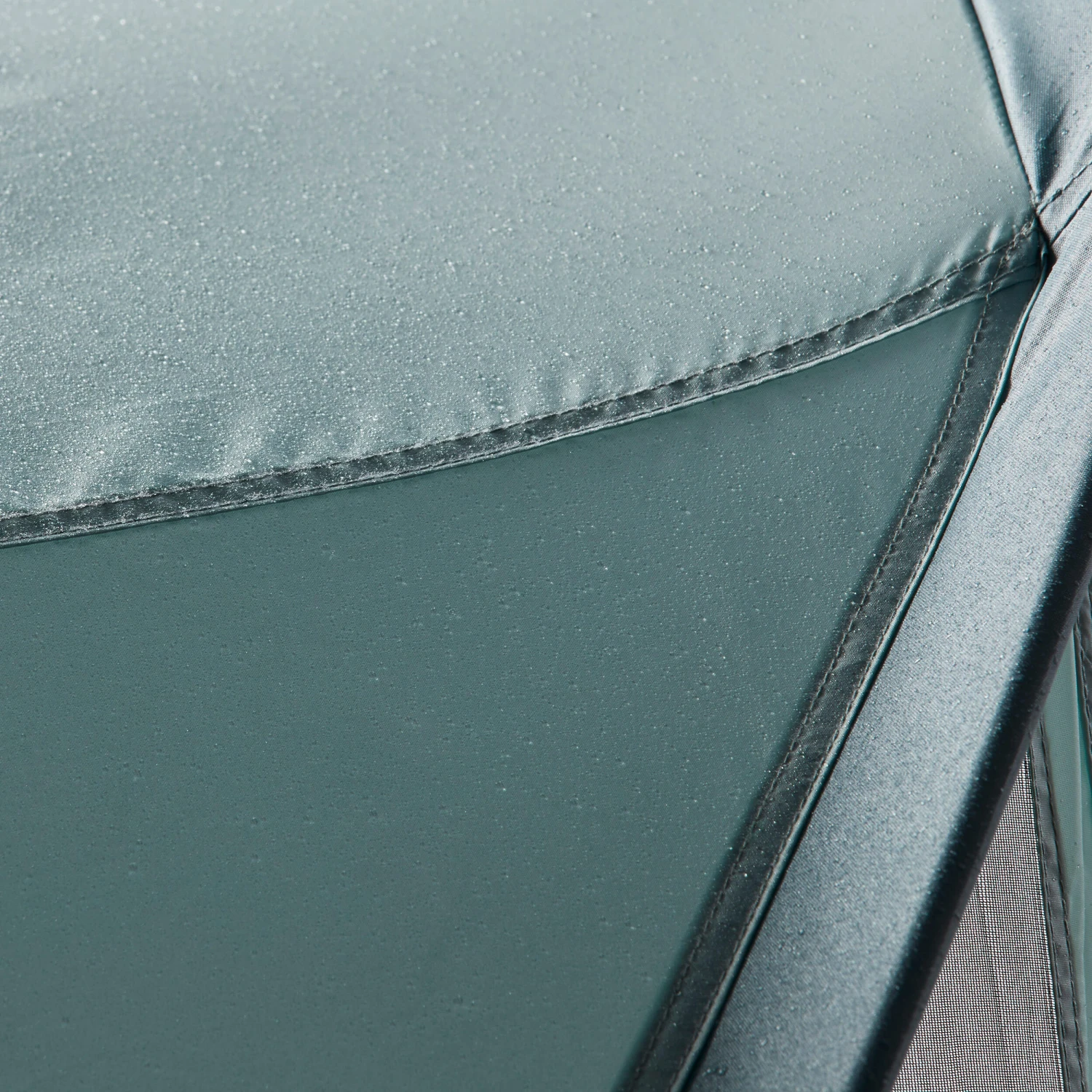 Quechua Camping Shelter With Poles - 4 Person - Image 10