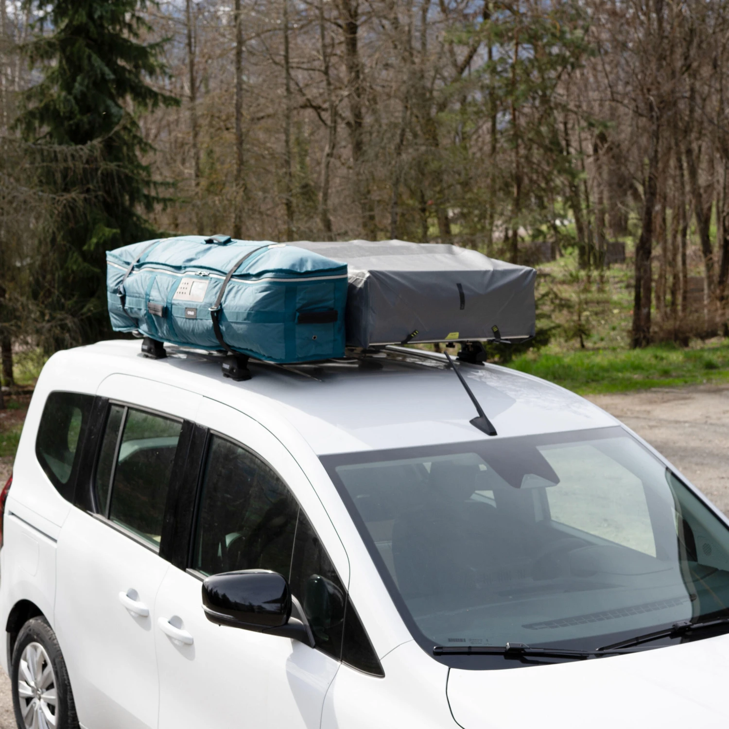 Quechua INFLATABLE ROOF TENT MH900 FRESH & BLACK 2 PERSON - Image 3